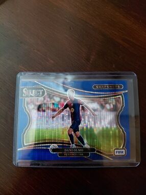 Panini Select Dani Olmo Blue Gold Soccer Card